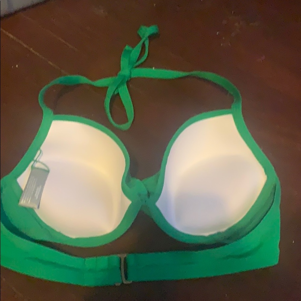 Swimsuit - Picture 2 of 3